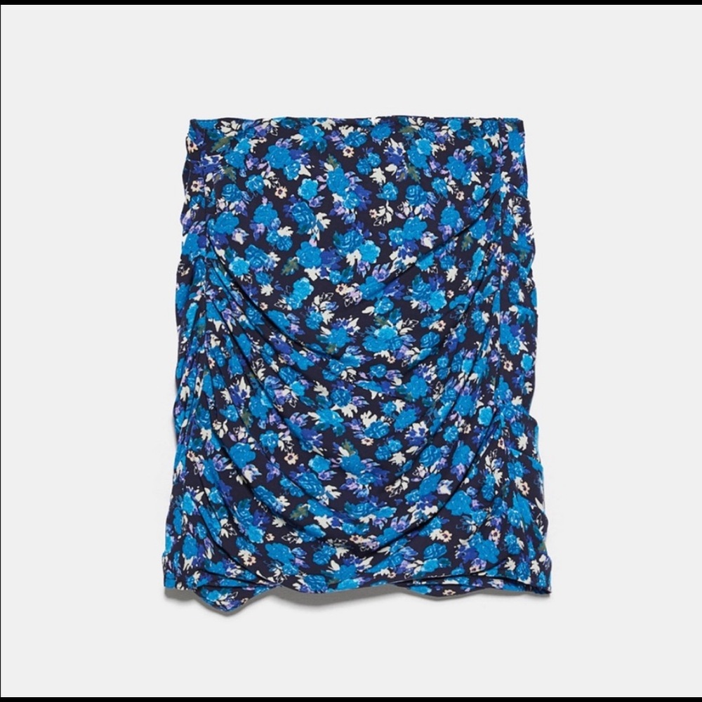 ZARA blue floral mini skirt with rushing Small New - Picture 2 of 2